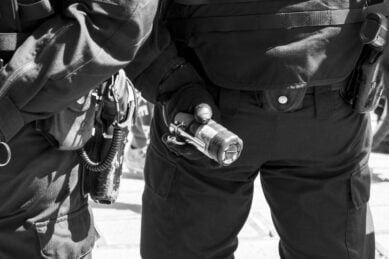 “Ils tirent au LBD, à bas les condés” : prison