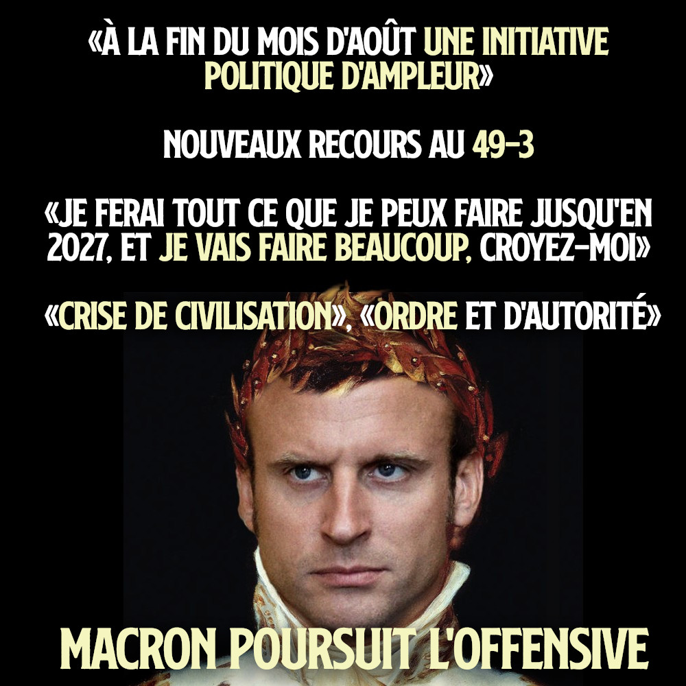 Macron en Napoléon, couvert d