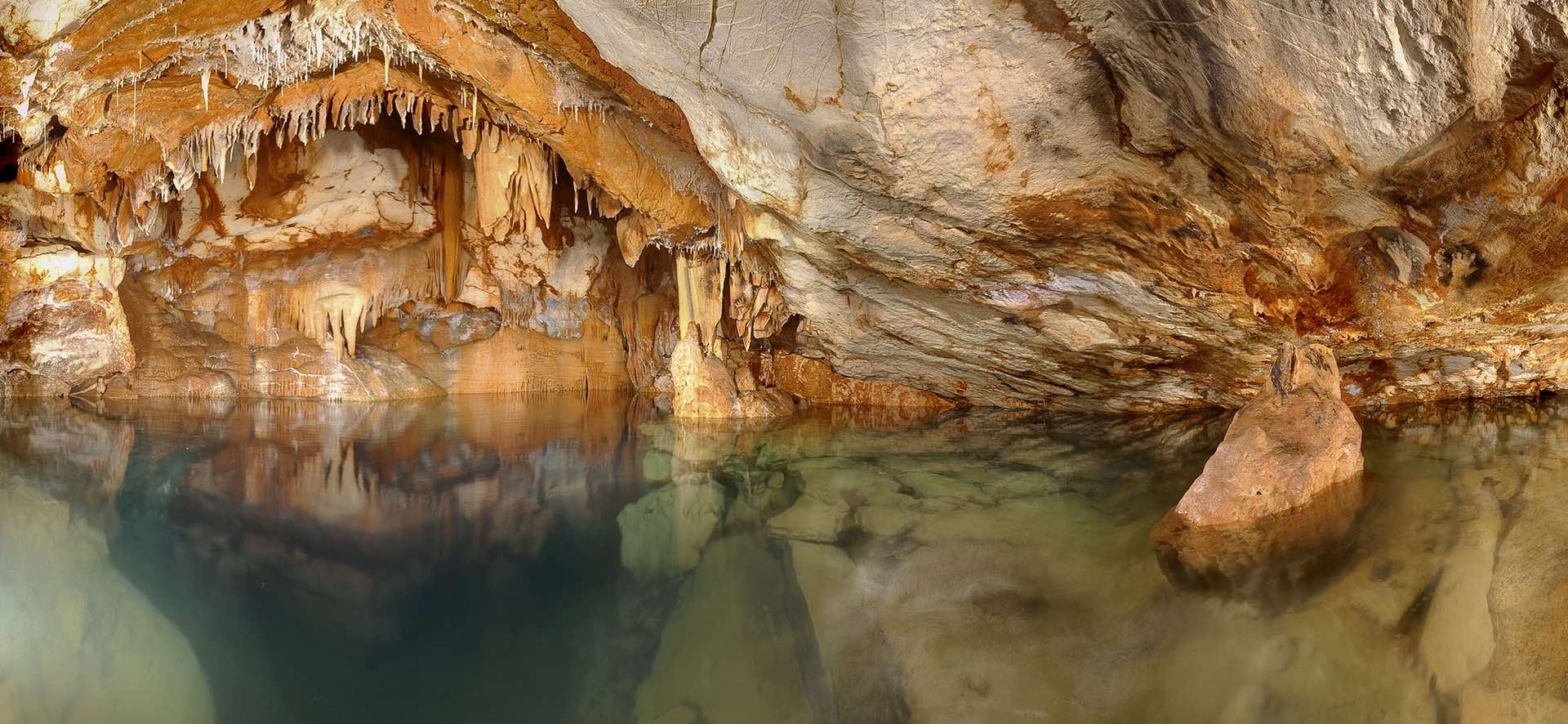 Vue d'ensemble de la grotte Cosquer