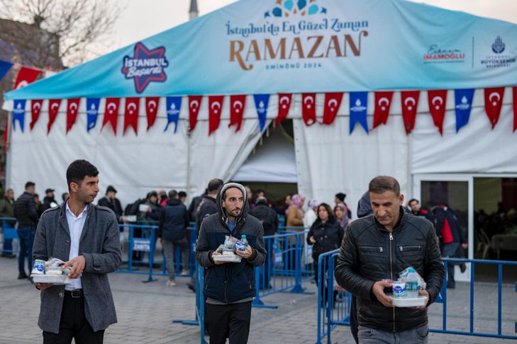En Turquie, l'inflation plombe la "joie" du ramadan 