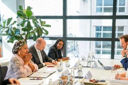 La Vice-Secrétaire générale Amina Mohammed rencontre Caroline Gennez, la Ministre belge de la Coopération au Développement et la Politique des Grandes Villes, pour discuter de l