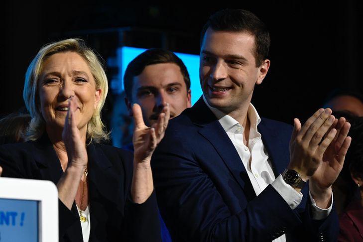 Européennes: l'écart se resserre encore entre Hayer et Glucksmann, selon les derniers sondages