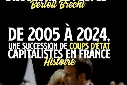 Emmanuel Macron glisse un bulletin dans l