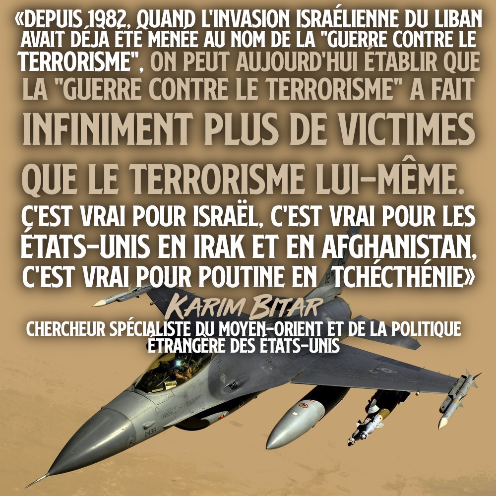 Un avion de guerre accompagne la citation de Karim Émile Bitar sur le terrorisme d