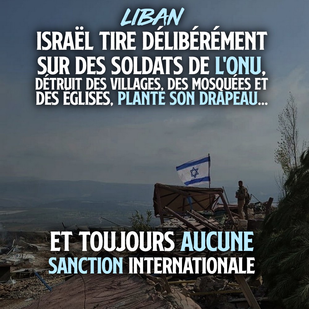 Des soldats israélien plantent leur drapeau sur les ruines d