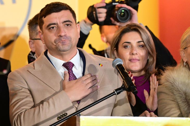 En Roumanie, un candidat prorusse crée la surprise à la présidentielle