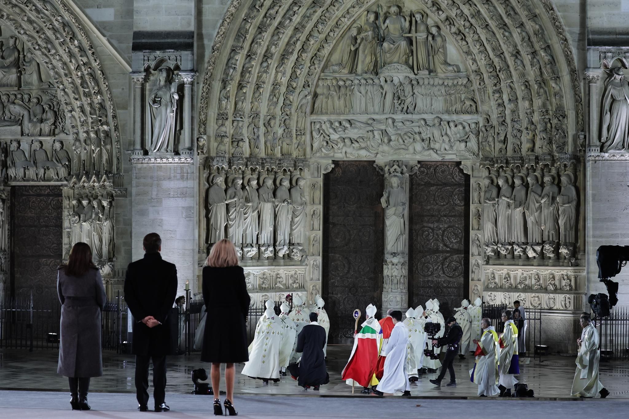 EN IMAGES – Notre-Dame : retrouvez en photos les moments forts de la réouverture de la cathédrale