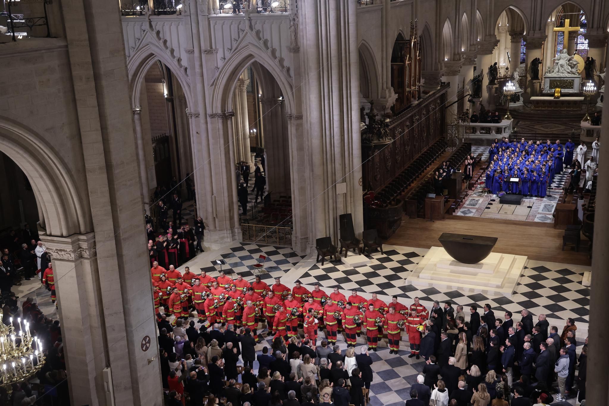 EN IMAGES – Notre-Dame : retrouvez en photos les moments forts de la réouverture de la cathédrale
