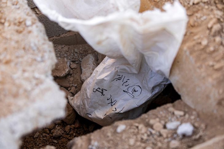 Des milliers de Syriens alaouites dans la rue, un manifestant tué selon une ONG