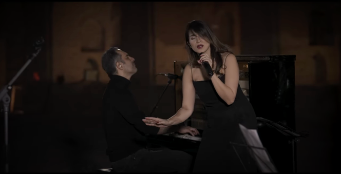 Capture écran du concert de Parastoo Ahmadi tirée d’une vidéo postée en ligne, le 11 décembre 2024.