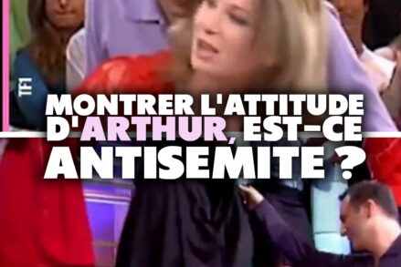 Arthur enlaçant une femme et soulevant une jupe à la télévision : un prédateur qui se réfugie derrière l
