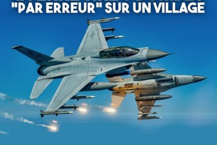 Des avions de chasse larguant des bombes lors d