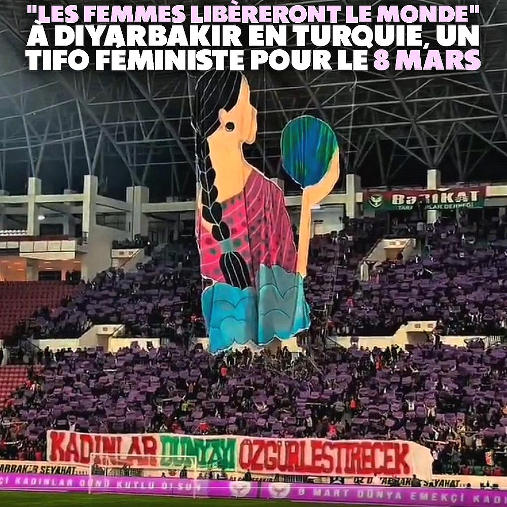 Au stade de Diyarbakır, un immense portrait d