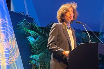 Audrey Azoulay, la Directrice générale de l'UNESCO, le 7 mai à Bruxelles pour la Journée mondiale de la liberté de la presse. Photo : UNRIC.