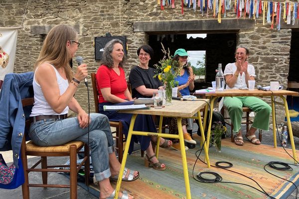 Pour fêter ses cinq ans d'existence, "Splann !" a invité ses soutiens à une journée de conférences, de débats et de concerts à Châteaulin dans le Finistère. 