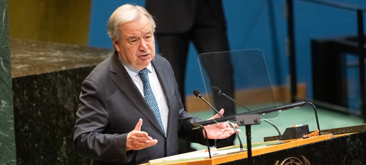 Le Secrétaire général de l'ONU António Guterres s'adresse à la conférence de haut niveau sur le règlement pacifique de la question de Palestine et la mise en œuvre de la solution à deux États.