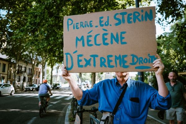 Lors d'une manifestation lors de la Nuit du Bien Commun organisée par Pierre-Edouard Stérin