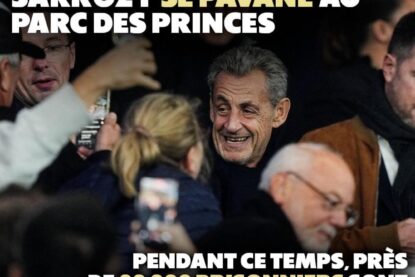 Nicolas Sarkozy prend un bain de foule au Parc des Princes alors qu