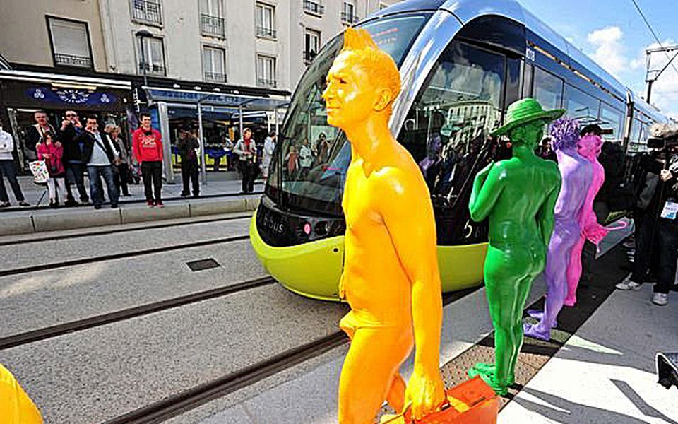 En 2012, le week-end d’inauguration avait été marqué par de nombreux spectacles et performances. Loin de la sobriété affichée cette fois.