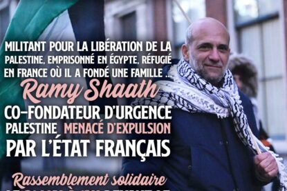 Ramy Shaath en manifestation, keffieh et drapeau palestinien à la main.