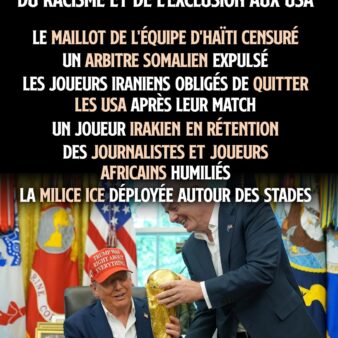 Donald Trump recevant le trophée de la Coupe du Monde de football, qui se tient actuellement aux États-Unis, au Canada et au Mexique.